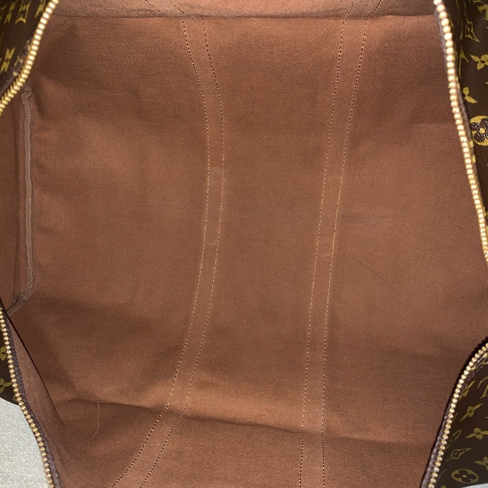 Sold Authentic Louis Vuitton Keepall 55 - Picture 6 of 8